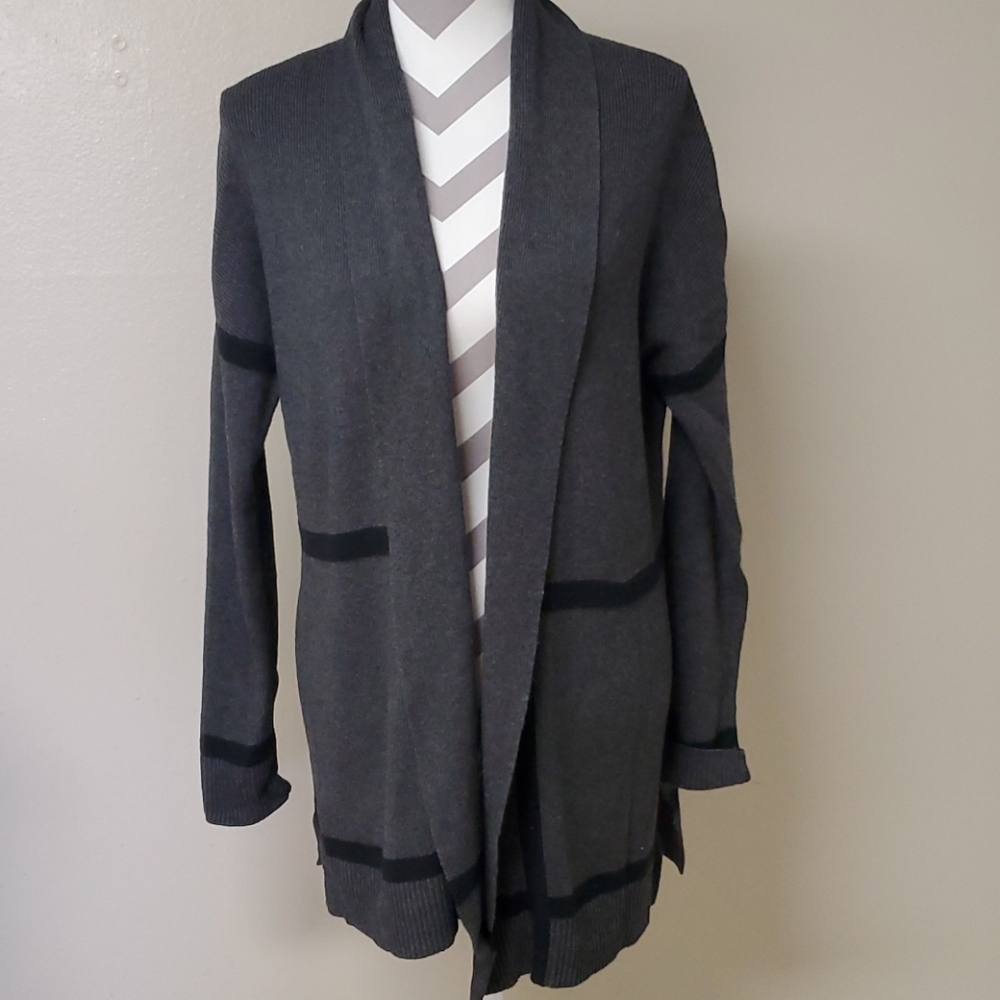 Ellen Tracy Cardigan